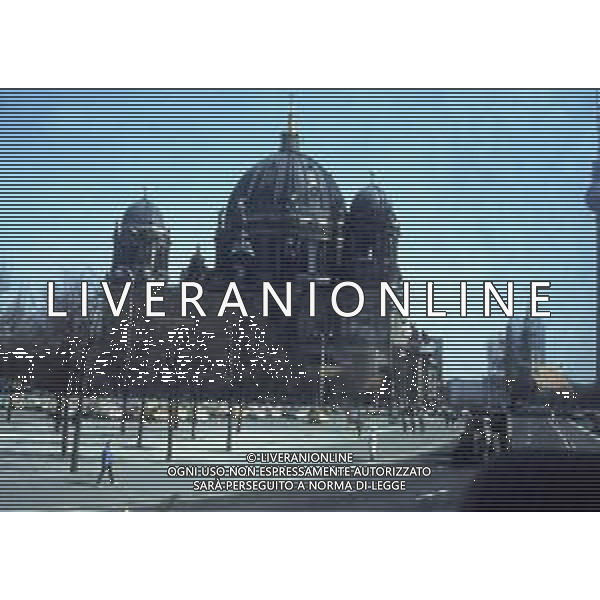 DIAP-BERLINO EST NELLA FOTO BERLINO EST AG ALDO LIVERANI SAS