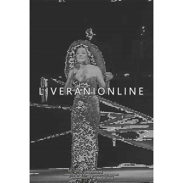 NEG -RETROSPETTIVA DIANA ROSS CANTANTE NELLA FOTO DIANA ROSS AL TEATRO SMERALDO DI MILANO NELL\'ANNO 1992 AG ALDO LIVERANI SAS