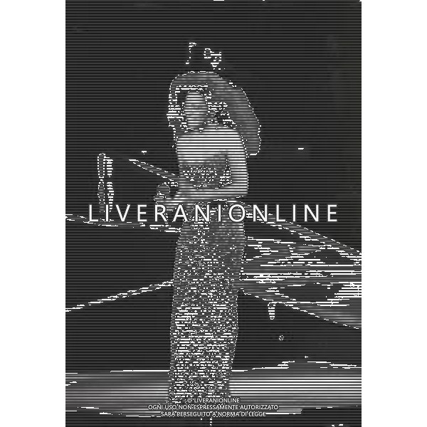 NEG -RETROSPETTIVA DIANA ROSS CANTANTE NELLA FOTO DIANA ROSS AL TEATRO SMERALDO DI MILANO NELL\'ANNO 1992 AG ALDO LIVERANI SAS