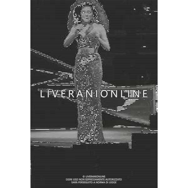 NEG -RETROSPETTIVA DIANA ROSS CANTANTE NELLA FOTO DIANA ROSS AL TEATRO SMERALDO DI MILANO NELL\'ANNO 1992 AG ALDO LIVERANI SAS