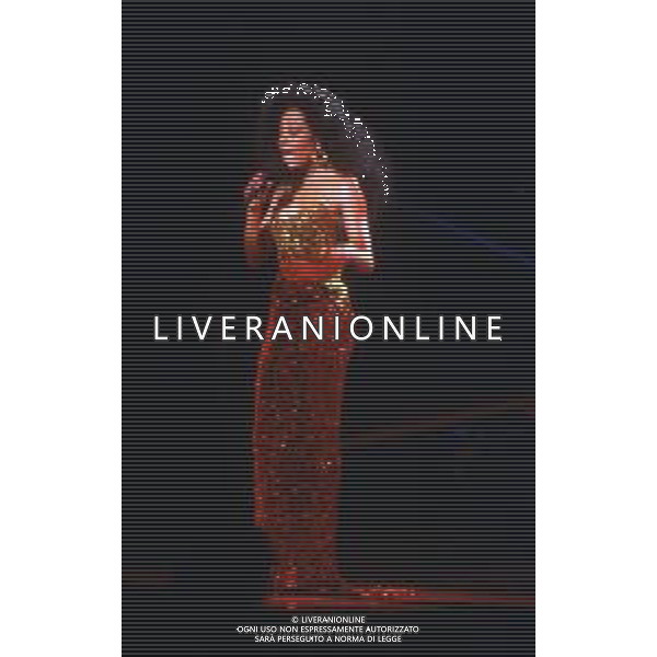 DIAP -RETROSPETTIVA DIANA ROSS CANTANTE NELLA FOTO DIANA ROSS AL TEATRO SMERALDO DI MILANO NELL\'ANNO 1992 AG ALDO LIVERANI SAS