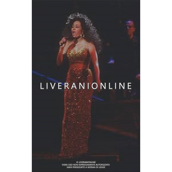 DIAP -RETROSPETTIVA DIANA ROSS CANTANTE NELLA FOTO DIANA ROSS AL TEATRO SMERALDO DI MILANO NELL\'ANNO 1992 AG ALDO LIVERANI SAS