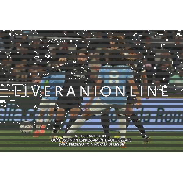 Lazio vs Juventus - Coppa Italia Frecciarossa - Semifinale di ritorno - Stadio Olimpico - Roma 23-04-2024 nella foto manuel Locatelli e Guendouzi ©Federico Gaetano / AGENZIA ALDO LIVERANI SAS