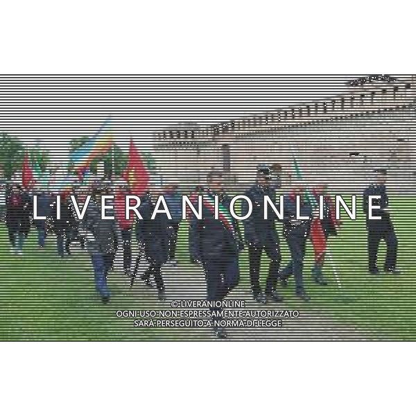 IMOLA 25 04 2024 25 APRILE ANNIVERSARIO DELLA LIBERAZIONE D\'ITALIA NELLA FOTO SFILATA VERSO PIAZZA MATTEOTTI ©SANNA / AGENZIA ALDO LIVERANI SAS