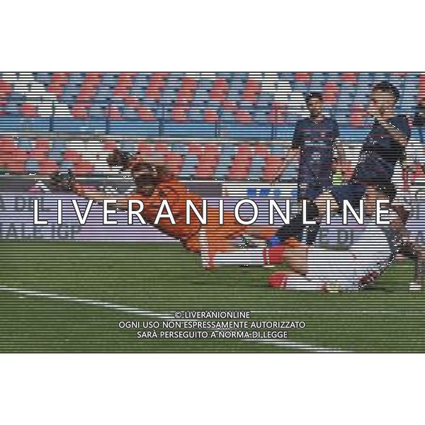 Cosenza vs Bari - Campionato di calcio Serie BKT 2023/2024 - Stadio San Vito-Gigi Marulla Nella foto: Gol Marco Nasti 2-1 Andrea Rosito / AGENZIA ALDO LIVERANI SAS