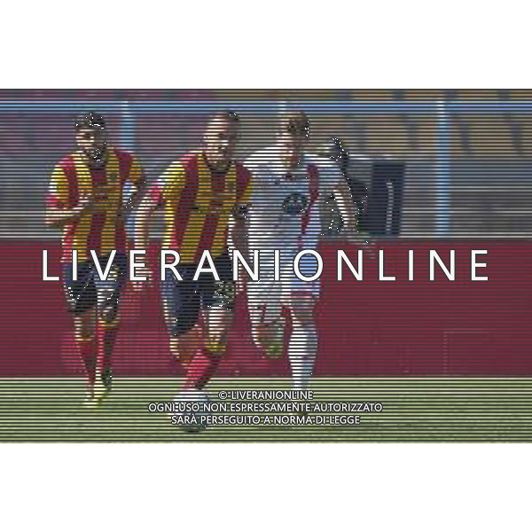 TVEM Alexis Blin of US Lecce and Geōrgios Kyriakopoulos of AC Monza during the Italian soccer Serie A match US Lecce vs Monza on April 27, 2024 at Via del Mare Stadium in Lecce, Italy. Photo Emmanuele Mastrodonato/agenzia Liverani