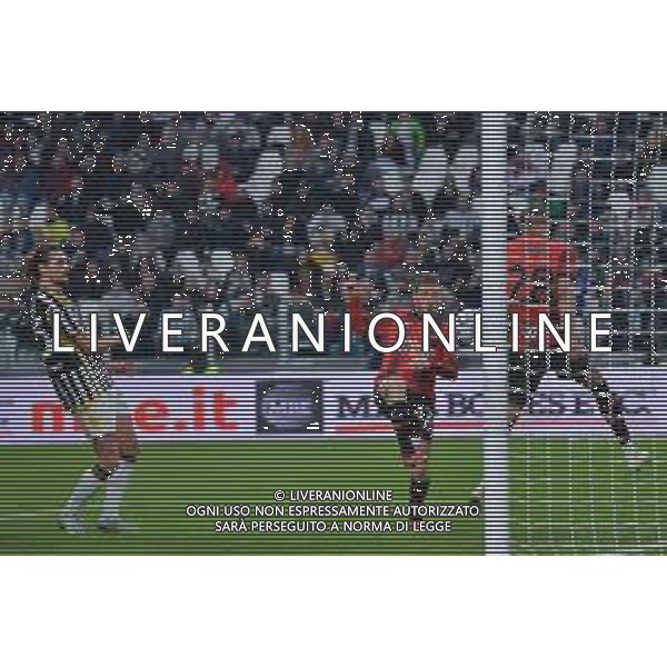Torino 27.04.2024 Allianz Stadium @Alessandro Falzone/Ag. Aldo Liverani sas Juventus vs Milan Campionato Calcio Serie A TIM 2023/2024 34a giornata Nella foto: Adrien Rabiot-Alessandro Florenzi ©Falzone / AGENZIA ALDO LIVERANI SAS