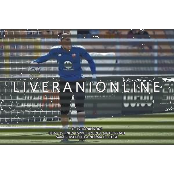 TVEM Michele Di Gregorio of AC Monza during the Italian soccer Serie A match US Lecce vs Monza on April 27, 2024 at Via del Mare Stadium in Lecce, Italy. Photo Emmanuele Mastrodonato/agenzia Liverani / AGENZIA ALDO LIVERANI SAS