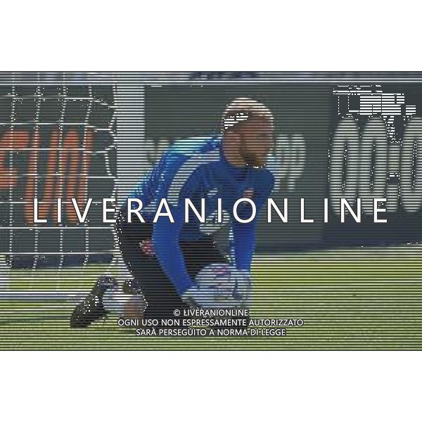 TVEM Michele Di Gregorio of AC Monza during the Italian soccer Serie A match US Lecce vs Monza on April 27, 2024 at Via del Mare Stadium in Lecce, Italy. Photo Emmanuele Mastrodonato/agenzia Liverani / AGENZIA ALDO LIVERANI SAS