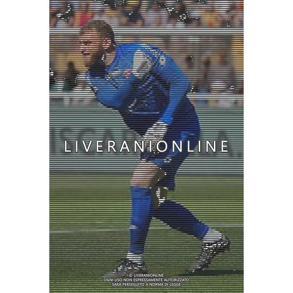 TVEM Michele Di Gregorio of AC Monza during the Italian soccer Serie A match US Lecce vs Monza on April 27, 2024 at Via del Mare Stadium in Lecce, Italy. Photo Emmanuele Mastrodonato/agenzia Liverani / AGENZIA ALDO LIVERANI SAS