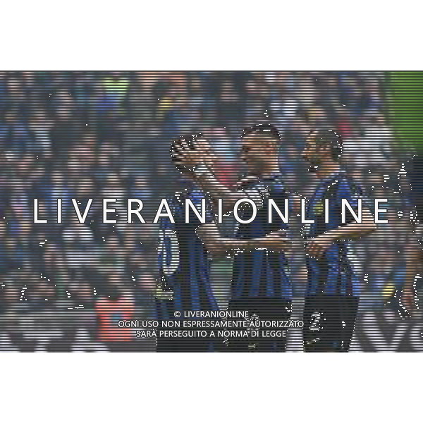 Inter vs Torino nella foto Hakan Çalhanoglu (Inter) esulta dopo il gol del 2 a 0 assiema al capitano lautaro Martinez (Inter) Milano 28-04-2024 Stadio Giuseppe Meazza - San Siro Campionato Serie A TIM - 34a giornata foto Tiziano Ballabio/Agenzia Aldo Liverani sas / AGENZIA ALDO LIVERANI SAS / AGENZIA ALDO LIVERANI SAS