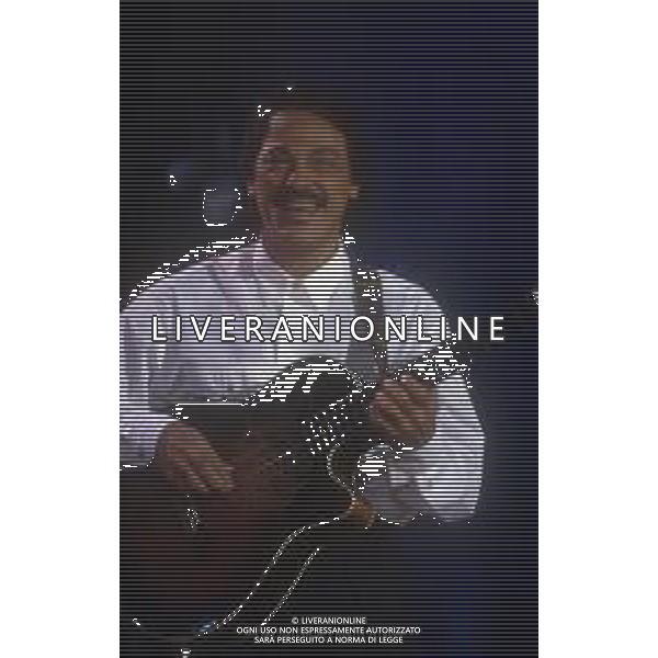 DIAP-RETROSPETTIVA TOQUINHO PSEUDONIMO ANTONIO PECCI FILHO CANTANTE-CHITARRISTA E CANTAUTORE BRASILIANO NELLA FOTO TOQUINHO NELL\'ANNO 1990 A SANREMO AG ALDO LIVERANI SAS 