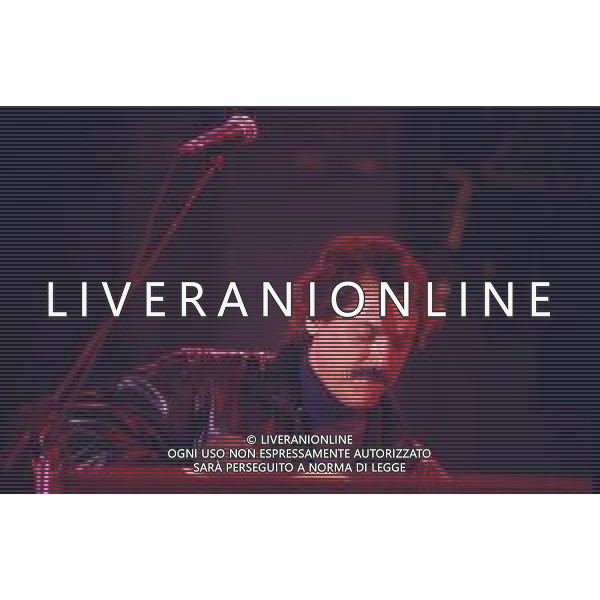 DIAP-RETROSPETTIVA TOQUINHO PSEUDONIMO ANTONIO PECCI FILHO CANTANTE-CHITARRISTA E CANTAUTORE BRASILIANO NELLA FOTO TOQUINHO NELL\'ANNO 1992 A MILANO AG ALDO LIVERANI SAS