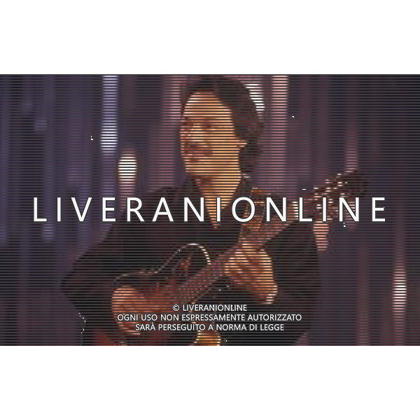 DIAP-RETROSPETTIVA TOQUINHO PSEUDONIMO ANTONIO PECCI FILHO CANTANTE-CHITARRISTA E CANTAUTORE BRASILIANO NELLA FOTO TOQUINHO  AG ALDO LIVERANI SAS   