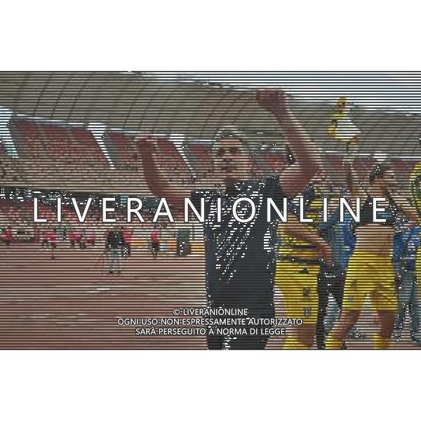 coach Fabio Pecchia of Parma Calcio celebrates the victory during the Italian Serie B match SSC Bari vs Parma on May 01, 2024 at the San Nicola stadium in Bari, Italy. Photo by Emmanuele Mastrodonato/agenzia Aldo Liverani sas/ AGENZIA ALDO LIVERANI SAS
