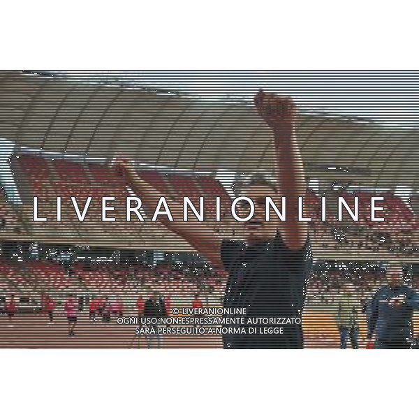 coach Fabio Pecchia of Parma Calcio celebrates the victory during the Italian Serie B match SSC Bari vs Parma on May 01, 2024 at the San Nicola stadium in Bari, Italy. Photo by Emmanuele Mastrodonato/agenzia Aldo Liverani sas/ AGENZIA ALDO LIVERANI SAS
