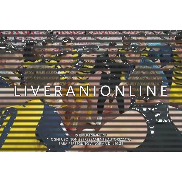 Players of Parma Calcio celebrates the victory during the Italian Serie B match SSC Bari vs Parma on May 01, 2024 at the San Nicola stadium in Bari, Italy. Photo by Emmanuele Mastrodonato/agenzia Aldo Liverani sas/ AGENZIA ALDO LIVERANI SAS