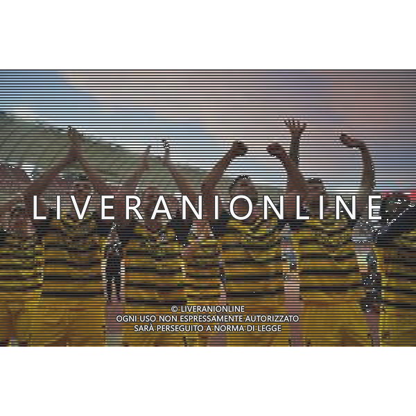 Players of Parma Calcio celebrates the victory during the Italian Serie B match SSC Bari vs Parma on May 01, 2024 at the San Nicola stadium in Bari, Italy. Photo by Emmanuele Mastrodonato/agenzia Aldo Liverani sas/ AGENZIA ALDO LIVERANI SAS