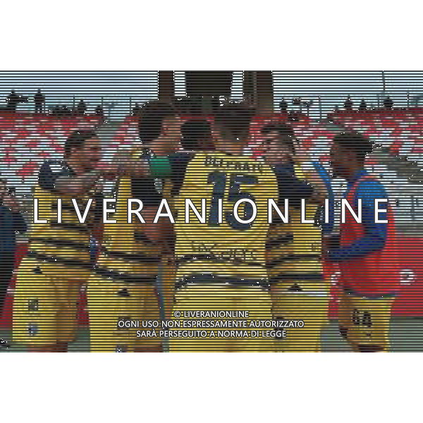 TVEM Players of Parma Calcio celebrates after scoring a goal during the Italian Serie B match SSC Bari vs Parma on May 01, 2024 at the San Nicola stadium in Bari, Italy. Photo by Emmanuele Mastrodonato/agenzia Aldo Liverani sas / AGENZIA ALDO LIVERANI SAS