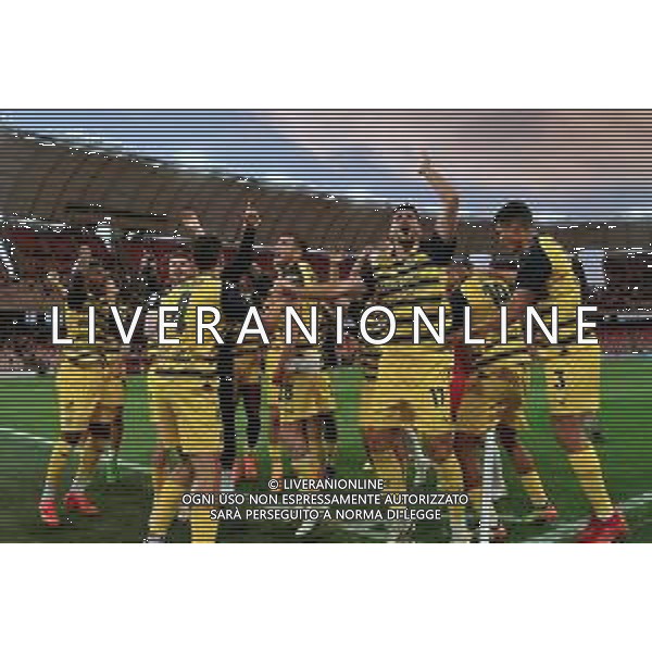 TVEM The Parma Calcio players are celebrating their mathematical promotion to Serie A at the end of the Serie B match on the SSC Bari field in Bari, Italy, on May 1, 2024. Photo by Emmanuele Mastrodonato/agenzia Aldo Liverani sas / AGENZIA ALDO LIVERANI SAS