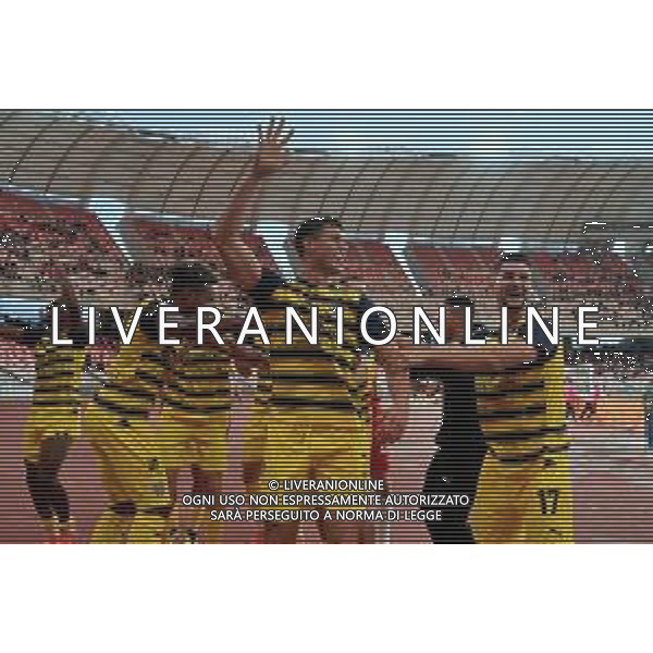 TVEM The Parma Calcio players are celebrating their mathematical promotion to Serie A at the end of the Serie B match on the SSC Bari field in Bari, Italy, on May 1, 2024. Photo by Emmanuele Mastrodonato/agenzia Aldo Liverani sas / AGENZIA ALDO LIVERANI SAS