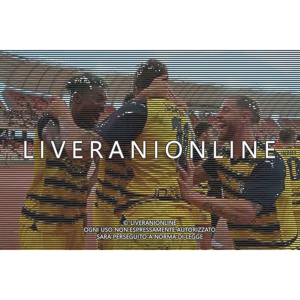 TVEM The Parma Calcio players are celebrating their mathematical promotion to Serie A at the end of the Serie B match on the SSC Bari field in Bari, Italy, on May 1, 2024. Photo by Emmanuele Mastrodonato/agenzia Aldo Liverani sas / AGENZIA ALDO LIVERANI SAS