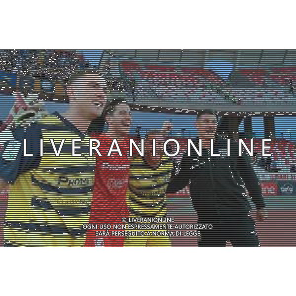 TVEM The Parma Calcio players are celebrating their mathematical promotion to Serie A at the end of the Serie B match on the SSC Bari field in Bari, Italy, on May 1, 2024. Photo by Emmanuele Mastrodonato/agenzia Aldo Liverani sas / AGENZIA ALDO LIVERANI SAS
