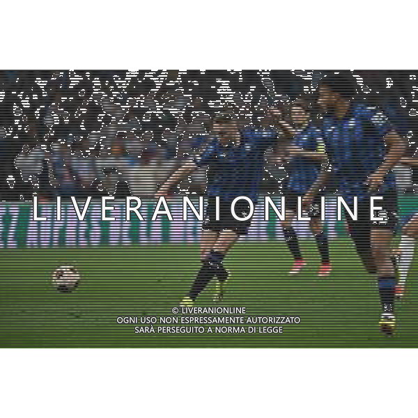 TVRG Olympique Marsiglia vs Atalanta nella foto Teun Koopmeiners (Atalanta) serve a Gianluca Scamacca (Atalanta) la palla per il gol dell\'1 a 0 Marsiglia (FRA) 02-05-2024 Stadio Velodrome UEFA Europa League - semifinale gara di andata foto Roberto Garavaglia/Agenzia Aldo Liverani sas/ AGENZIA ALDO LIVERANI SAS