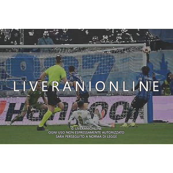 TVRG Olympique Marsiglia vs Atalanta nella foto Azzedine Ounahi (Olympique Marsiglia) occasione da gol il tiro colpisce l\'incrocio dei pali Marsiglia (FRA) 02-05-2024 Stadio Velodrome UEFA Europa League - semifinale gara di andata foto Roberto Garavaglia/Agenzia Aldo Liverani sas