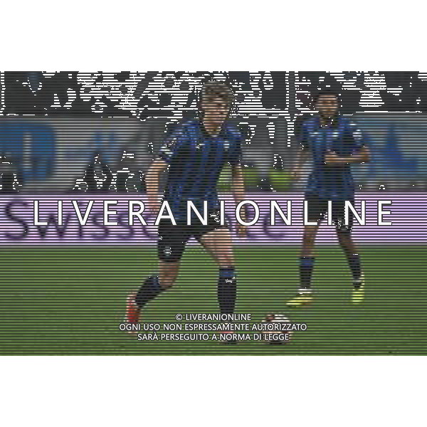TVRG Olympique Marsiglia vs Atalanta nella foto Charles de Ketelaere (Atalanta) e dietro Ederson Jose\' dos Santos (Atalanta) Marsiglia (FRA) 02-05-2024 Stadio Velodrome UEFA Europa League - semifinale gara di andata foto Roberto Garavaglia/Agenzia Aldo Liverani sas/ AGENZIA ALDO LIVERANI SAS