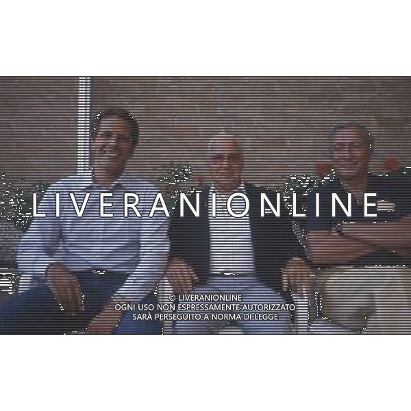 DIAP-RETROSPETTIVA GIULIANO GEMMA ATTORE NELLA FOTO GIULIANO GEMMA CON IL REGISTA DUCCIO TESSARI E BONELLI SERGIO A VENEZIA NELL\'ANNO 1985 AG ALDO LIVERANI SAS 