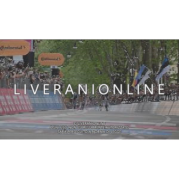 04-05-2024 Giro D\'italia; Tappa 01 Venaria Reale - Torino; 2024, Ineos Grenadiers; 2024, Uae Team Emirates; 2024, Bora - Hansgrohe; Narvaez, Jhonnatan; Pogacar, Tadej; Schachmann, Maximilian; Torino; ©SIROTTI /AGENZIA ALDO LIVERANI SAS