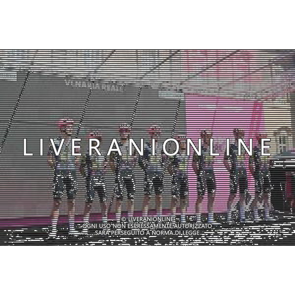 04-05-2024 Giro D\'italia; Tappa 01 Venaria Reale - Torino; 2024, Ef Education - Easypost; Venaria Reale; ©SIROTTI /AGENZIA ALDO LIVERANI SAS