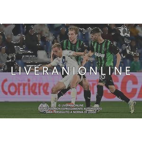 Sassuolo vs Inter nella foto Davide Frattesi (Inter) e Kristian Thorstvedt (Sassuolo) Reggio Emilia 04-05-2024 Mapei Stadium - Stadio Città del Tricolore Campionato Serie A TIM - 35a giornata foto Roberto Garavaglia/Agenzia Aldo Liverani sas/ AGENZIA ALDO LIVERANI SAS