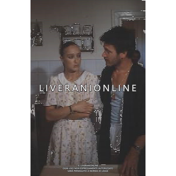 DIAP-RETROSPETTIVA ELEONORA GIORGI ATTRICE NELLA FOTO ELEONORA GIORGI CON BRUNO ZANIN A ROMA NELL\'ANNO 1986 SUL SET DEL FILM“ATTO D\'AMORE“ FOTO EDGARDO DELLA SCORCIOSA-AG ALDO LIVERANI SAS  