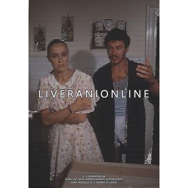 DIAP-RETROSPETTIVA ELEONORA GIORGI ATTRICE NELLA FOTO ELEONORA GIORGI CON BRUNO ZANIN A ROMA NELL\'ANNO 1986 SUL SET DEL FILM“ATTO D\'AMORE“ FOTO EDGARDO DELLA SCORCIOSA-AG ALDO LIVERANI SAS  