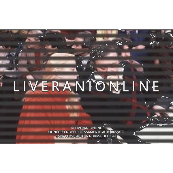 DIAP-RETROSPETTIVA ELEONORA GIORGI ATTRICE NELLA FOTO ELEONORA GIORGI CON GIANNI MINA\' A MILANO NELL\'ANNO 1980-1982 OSPITE DELLA TRASMISSIONE “BLITZ“ AG ALDO LIVERANI SAS