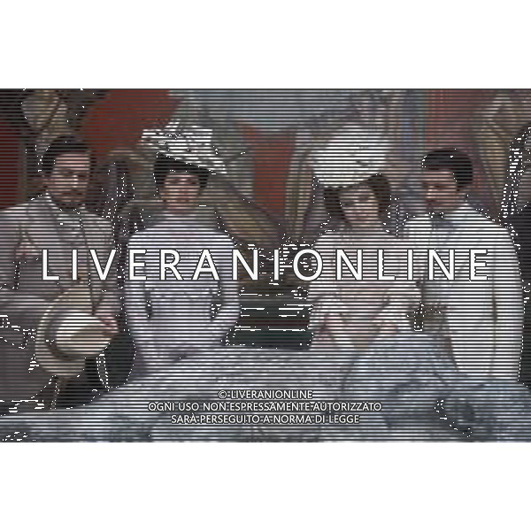DIAP-RETROSPETTIVA ELEONORA GIORGI ATTRICE NELLA FOTO ELEONORA GIORGI CON ALBERTO LIONELLO-LAURA BELLI -ALDO REGGIANI SUL SET DELLA MINI SERIE TELEVISIVA “CASTIGO“ NELL\'ANNO 1982 FOTO EDGARDO DELLA SCORCIOSA- AG ALDO LIVERANI SAS