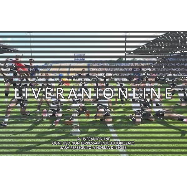 TVRG Parma vs Cremonese nella foto il Parma premiato con la coppa per la squadra vincitrice del campionato di Serie B Parma 05-05-2024 Stadio Ennio Tardini Campionato Serie BKT - 37a giornata foto Roberto Garavaglia/Agenzia Aldo Liverani sas/AGENZIA ALDO LIVERANI SAS