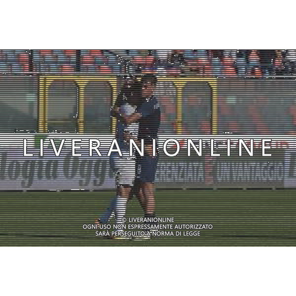 Cosenza vs Spezia Campionato di calcio Serie BKT 2023/2024 - Stadio San Vito-Gigi Marulla Nella foto: Alessandro Fontanarosa consola Salvatore Esposito ©Andrea Rosito / AGENZIA ALDO LIVERANI SAS