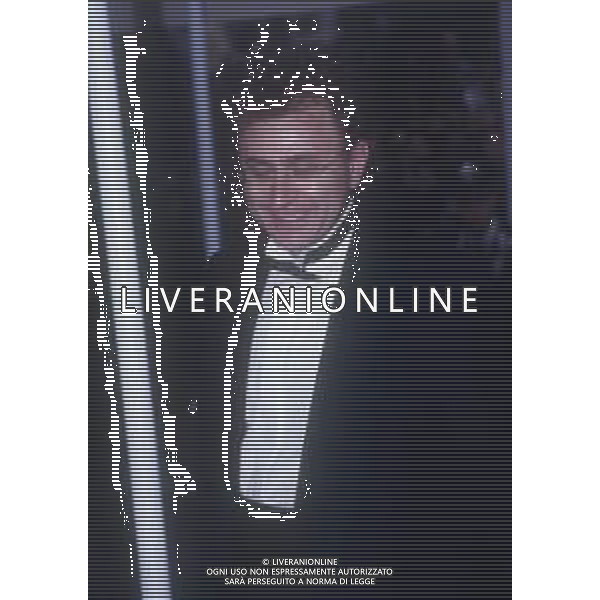 DIAP-RETROSPETTIVA RED RONNIE PSEUDONIMO GABRIELE ANSALONI-CRITICO MUSICALE GIORNATISTA PRESENTATORE TELEVISIVO E CONDUTTORE RADIOFONICO NELLA FOTO RED RONNIE ALLA PREMIAZIONE DEI TELEGATTI A MILANO NELL\'ANNO 1994  AG ALDO LIVERANI SAS 