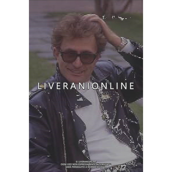 DIAP-RETROSPETTIVA RED RONNIE PSEUDONIMO GABRIELE ANSALONI-CRITICO MUSICALE GIORNATISTA PRESENTATORE TELEVISIVO E CONDUTTORE RADIOFONICO NELLA FOTO RED RONNIE  AG ALDO LIVERANI SAS 