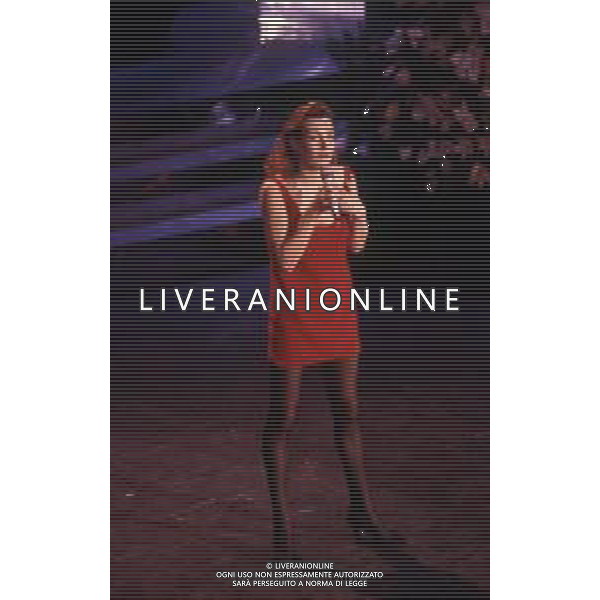 DIAP-RETROSPETTIVA UTE LEMPER CANTANTE NELLA FOTO UTE LEMPER A SANREMO NELL\'ANNO 1991 AG ALDO LIVERANI SAS  