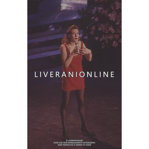 DIAP-RETROSPETTIVA UTE LEMPER CANTANTE NELLA FOTO UTE LEMPER A SANREMO NELL\'ANNO 1991 AG ALDO LIVERANI SAS  