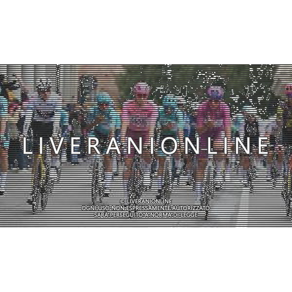 06-05-2024 Giro D\'italia; Tappa 03 Novara - Fossano; 2024, Uae Team Emirates; 2024, Visma - Lease A Bike; 2024, Vf Group - Bardiani Csf Faizane; Pogacar, Tadej; Uijtdebroeks, Cian; Fiorelli, Filippo; Novara; ©SANNA / AGENZIA ALDO LIVERANI