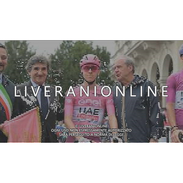 06-05-2024 Giro D\'italia; Tappa 03 Novara - Fossano; 2024, Uae Team Emirates; Pogacar, Tadej; Cairo, Urbano; Vegni, Mauro; Novara; ©SANNA / AGENZIA ALDO LIVERANI