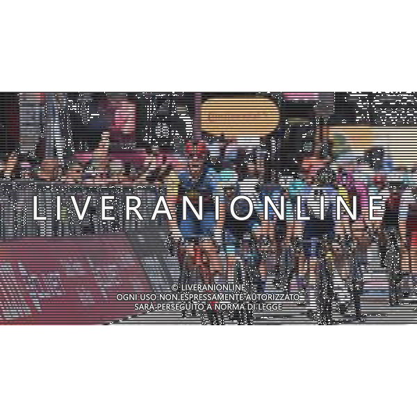 07-05-2024 Giro D\'italia; Tappa 04 Acqui Terme - Andora; 2024, Lidl - Trek; 2024, Alpecin - Deceuninck; 2024, Bahrain Victorious; Milan, Jonathan; Groves, Kaden; Bauhaus, Phil; Andora; ©SIROTTI/AGENZIA ALDO LIVERANI SAS