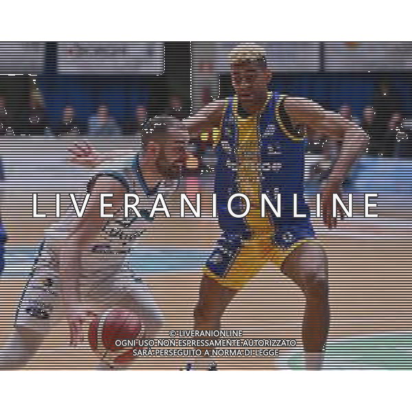 TVRG Cantu\' vs Cividale nella foto Lorenzo Bucarelli (Cantu\') e sulla DX Leonardo Marangon (Cividale) Acqua San Bernardo Cantu\' vs UEB Gesteco Cividale Desio (MB) 07-05-2024 PalaFitLine Campionato Serie A2 - gara 2 quarti di finale Tabellone Oro foto Roberto Garavaglia/Agenzia Aldo Liverani sas