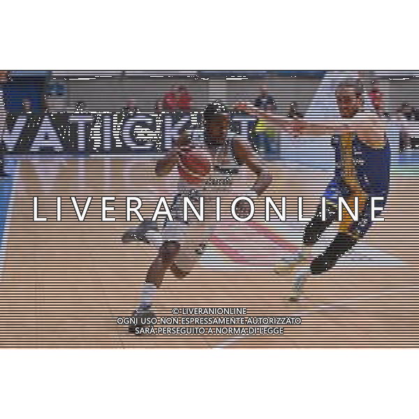TVRG Cantu\' vs Cividale nella foto Anthony Hickey (Cantu\') e sulla DX Martino Mastellari (Cividale) Acqua San Bernardo Cantu\' vs UEB Gesteco Cividale Desio (MB) 07-05-2024 PalaFitLine Campionato Serie A2 - gara 2 quarti di finale Tabellone Oro foto Roberto Garavaglia/Agenzia Aldo Liverani sas