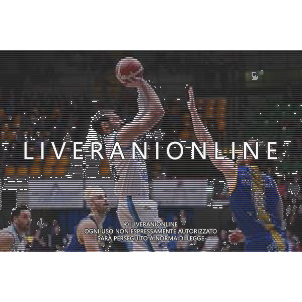 TVRG Cantu\' vs Cividale nella foto Riccardo Moraschini (Cantu\') Acqua San Bernardo Cantu\' vs UEB Gesteco Cividale Desio (MB) 07-05-2024 PalaFitLine Campionato Serie A2 - gara 2 quarti di finale Tabellone Oro foto Roberto Garavaglia/Agenzia Aldo Liverani sas